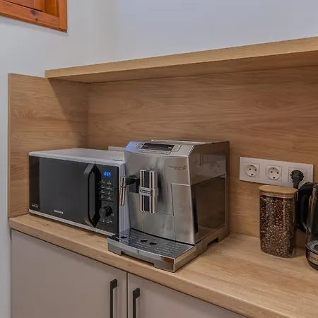 Apartment Rezkakas - *
